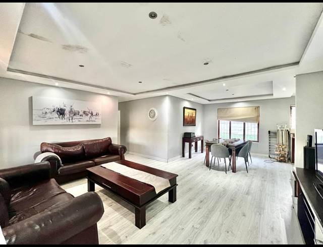 4 BEDROOM HOUSE FOR SALE IN PELHAM